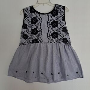 Hapotic Floral Embroidered Sleeveless Top NWT